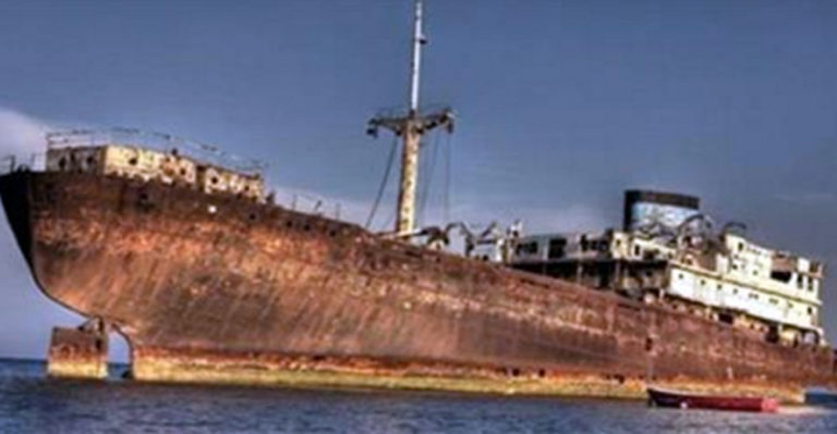 Ship Went Missing In Bermuda Triangle — Shows Back Up 90 Years Later ...