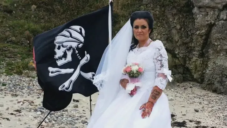 Woman Married 300-Year-Old Pirate Ghost